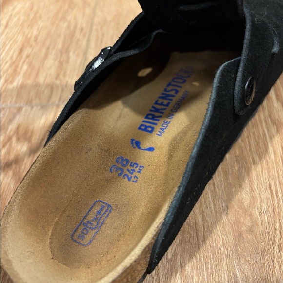 LIKE NEW Birkenstock Black Suede Boston - Picture 3 of 5